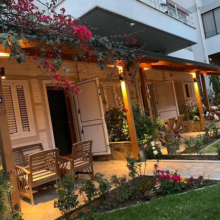 Guest Room Angolo Toscano Vlorë エクステリア 写真