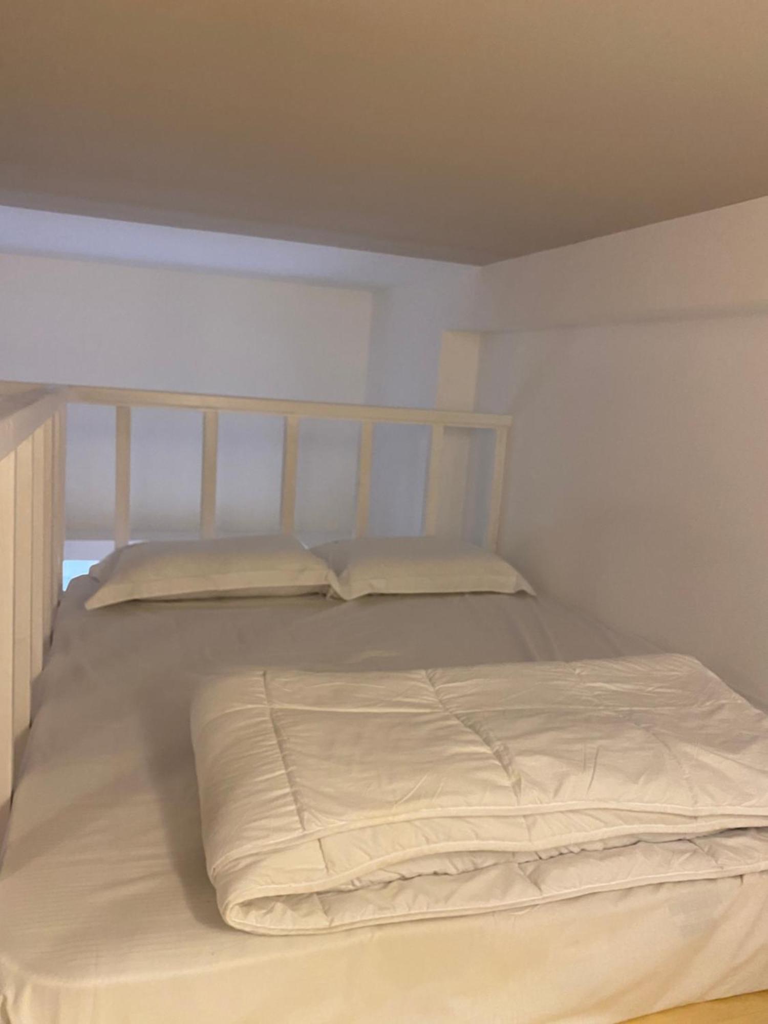 Guest Room Angolo Toscano Vlorë エクステリア 写真