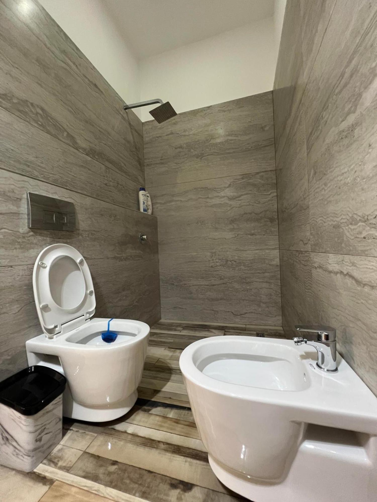 Guest Room Angolo Toscano Vlorë 部屋 写真